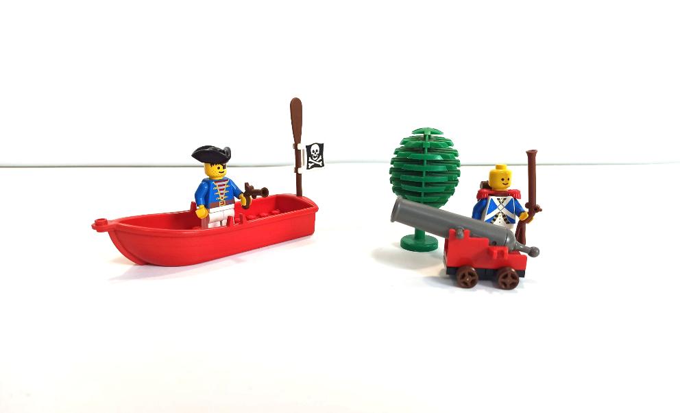 LEGO®  Sortiment Blauröcke Imperial vs Pirates Kanone Boot Flagge Baum - Peer Online Shop